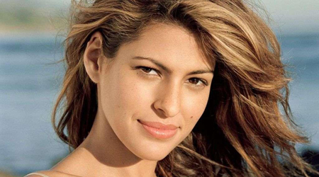 Not a big V Day person: Eva Mendes