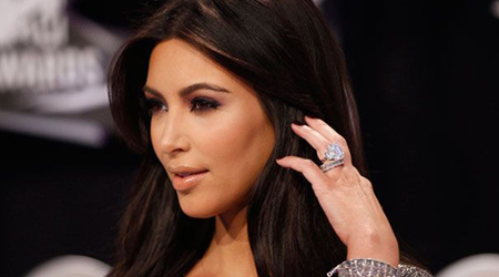 Kim Kardashian back to bikini