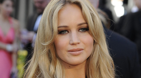 Lawrence wore $2 mn necklace at Oscars