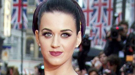 Katy Perry entertains with poor pronunciation