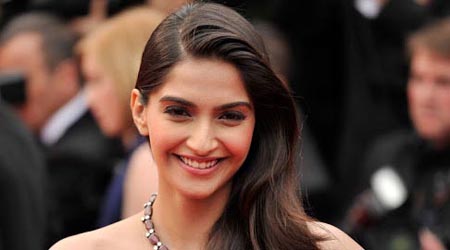 Happy with my work in Bewakoofiyaan: Sonam Kapoor