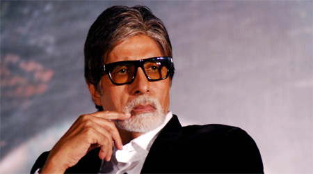 Shall not join politics: Big B