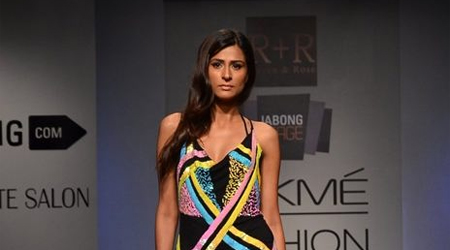 Flower motifs, bold prints dominate LFW runway