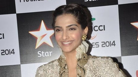 FICCI Frames 2014: Sonam Kapoor lights inaugural lamp