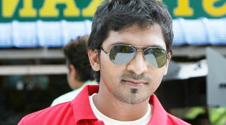 Game for performance oriented villain roles: Vaibhav Reddy