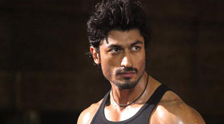 Vidyut Jamwal to play Irrfan Khans junior version