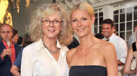 Paltrows mom upset about uncoupling news