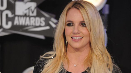 To stay fit, Britney adopts old school routine
