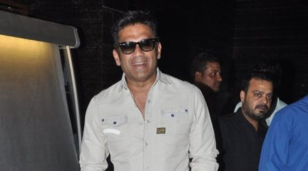 Court fines Suniel Shetty Rs.20,000 for non appearance