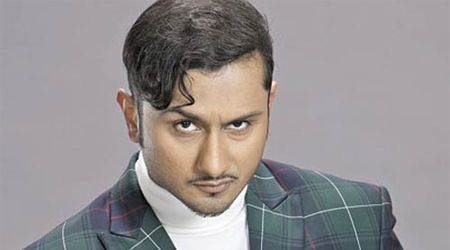 Honey Singh tries to emulate Pran in The Xpose