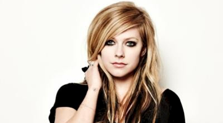 My music video not racist: Avril Lavigne | nowrunning