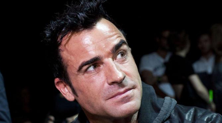 Theroux to turn Aniston into businesswoman?