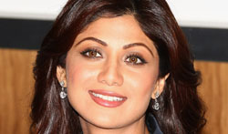 Shilpa Shetty enters jewellery line with Satyug Gold