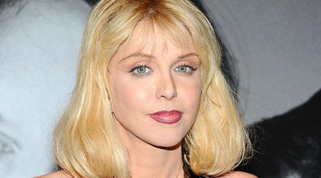 Courtney crazy about Victoria Beckhams designs