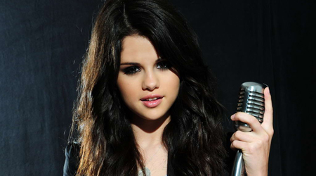 Gomez wants to wipe Bieber out of her life