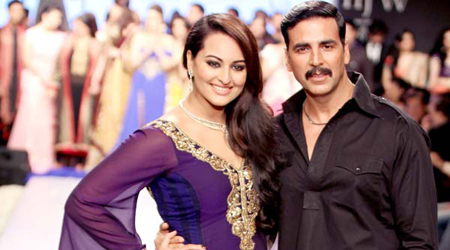 Sonakshi shouldve got National Award: Akshay Kumar