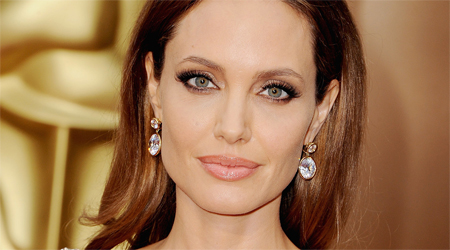 Jolie getting ready for hysterectomy now