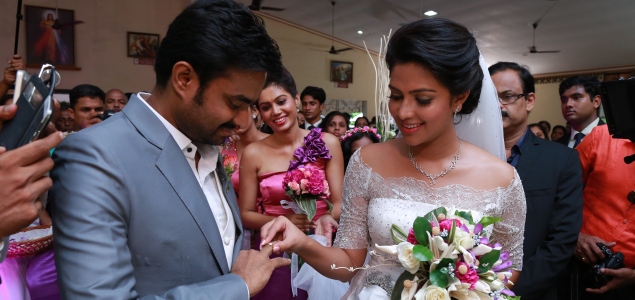 Actress Amala Paul gets engaged