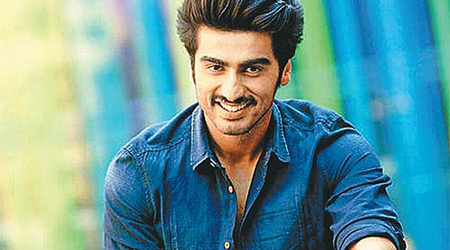 Arjun Kapoor joins Twitter, gets warm welcome
