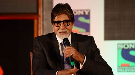 Big B rings bell at Bombay Stock Exchange