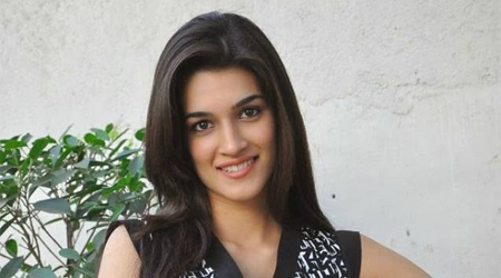 More comfortable while facing camera: Kriti Sanon