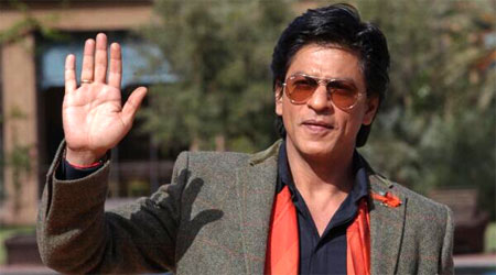 SRKs Twitter family grows, crosses 8 million mark