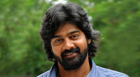 Daredevilry excites me: Naveen Chandra