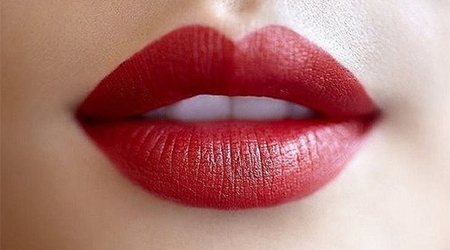 Red lipstick favoured at work in bid for promotion: Survey