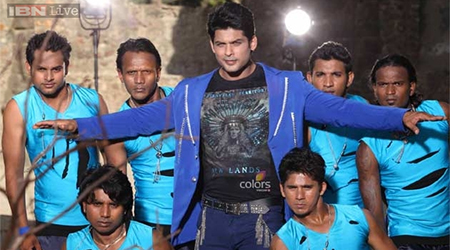 Siddharth Shukla gets nostalgic Jhalak... set