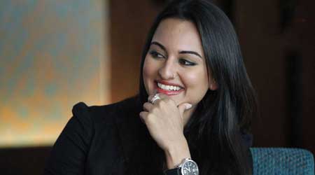 My braided look in Holiday quite cool: Sonakshi Sinha