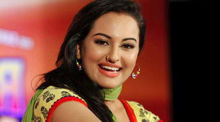 Sonakshi turns 27, gifts herself tattoo