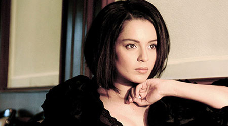 Coming back to paparazzi bit intimidating: Kangana Ranaut (Lead)