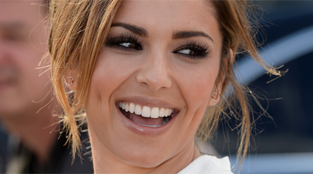 Cheryl Cole takes on new hubbys surname