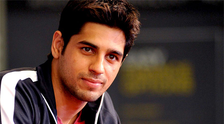 Oops! Sidharth Malhotras bouquets at Siddharths doorstep 