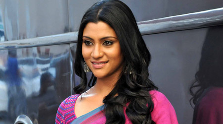 Konkona writing script, hopes to direct soon