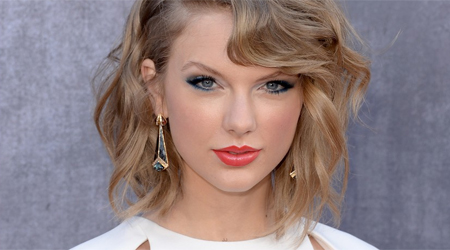 Taylor Swift turns nerdy for TV show