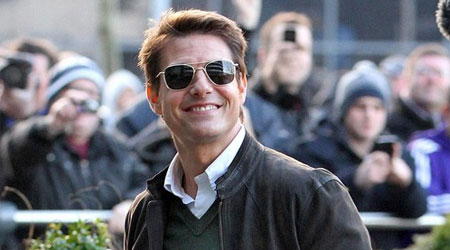 Tom Cruise surprises at derby event