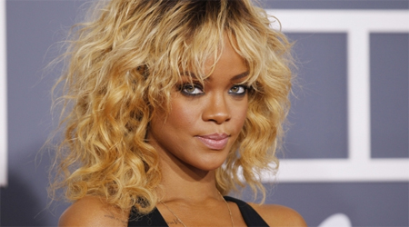 Rihanna wants to buy British soccer club?