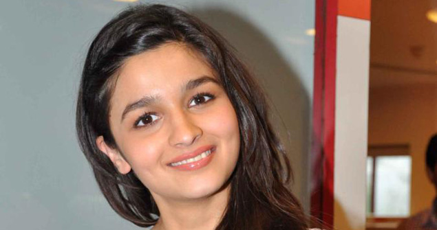 Alia Bhatt begins the new month the Shaandaar way