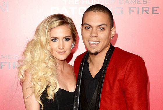 Ashlee Simpson marries Evan Ross