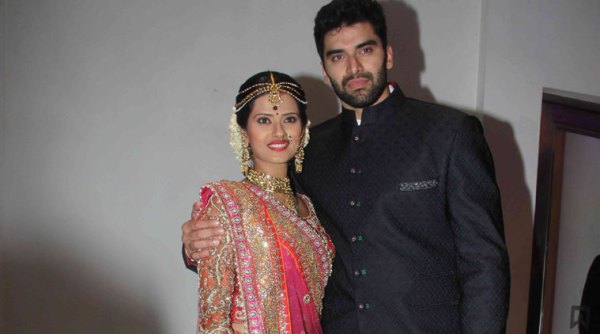 Actors Nikitin Dheer and Kratika Sengar enter wedlock