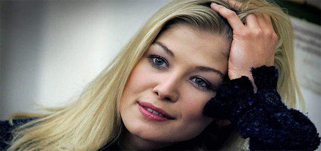 Rosamund Pike felt inappropriate filming intimate scenes for Gone Girl