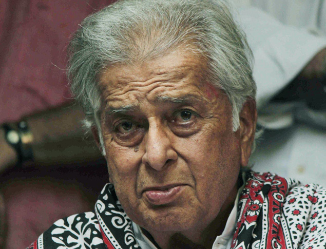 Shashi Kapoor hospitalised for chest infection, stable now
