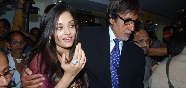 Aishwarya Rai sings Amitabh Bachchans praises for Shamitabh