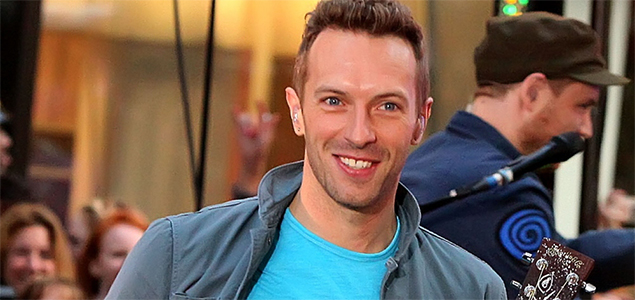 Chris Martin gets into a car accident with a paparazzi