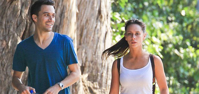 Jennifer Love Hewitt pregnant with her second child with husband