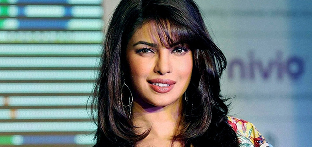 Priyanka Chopra goes for a short hairdo