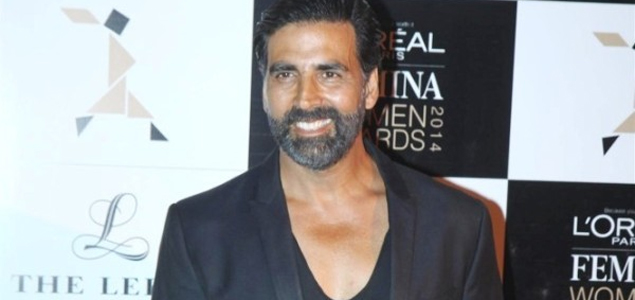 Be a jewel of your family, country: Akshay decodes bling