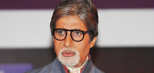 Big B in close company of big cat in Mumbai