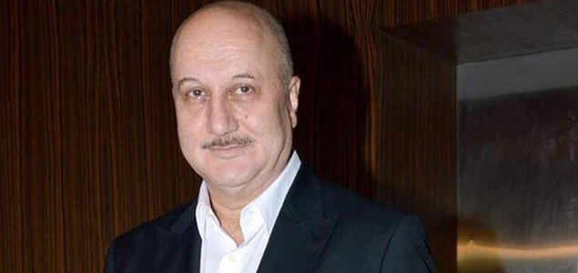 Anupam does away with moustache for Dhoni biopic